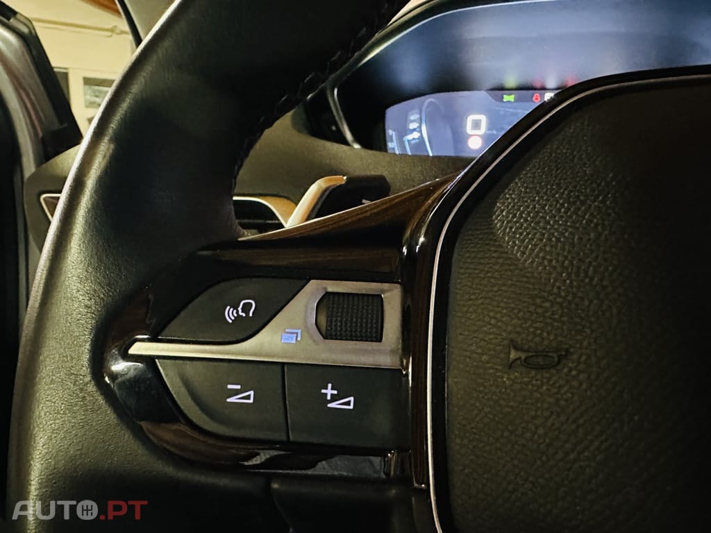 Peugeot 3008 1.2 PureTech Allure Pack EAT8