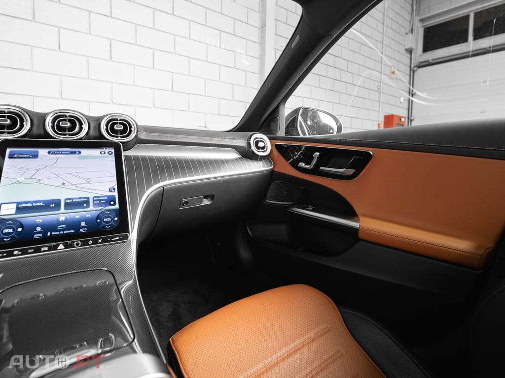 Mercedes-Benz C 300 e AMG Line