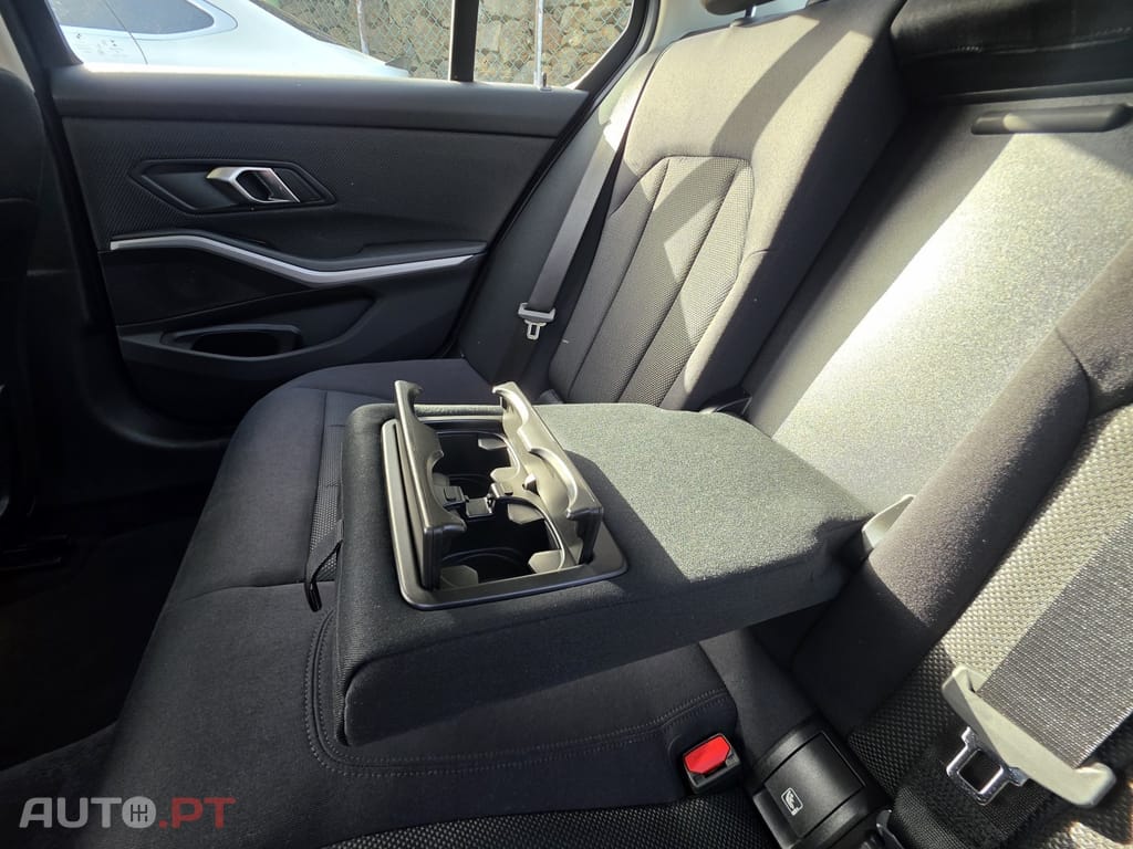 BMW 330 e Corporate Edition Auto