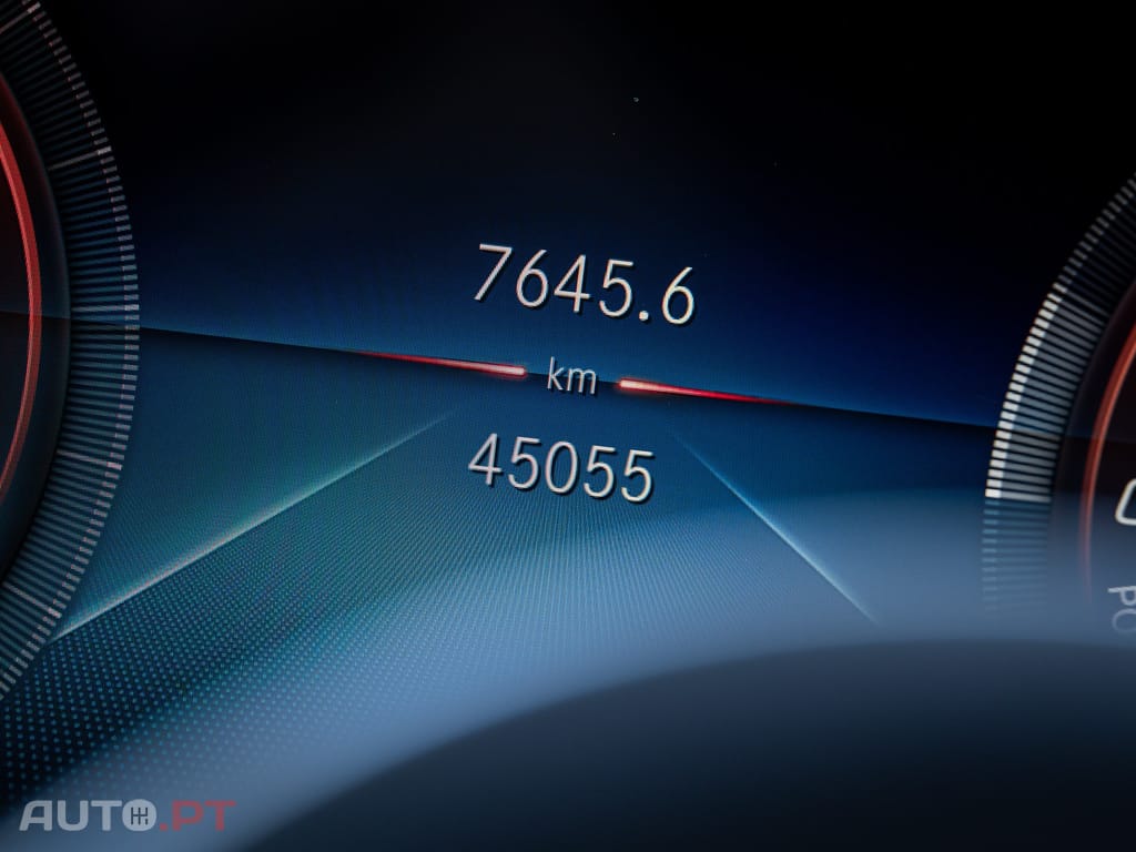 Mercedes-Benz CLA 250 e AMG Line