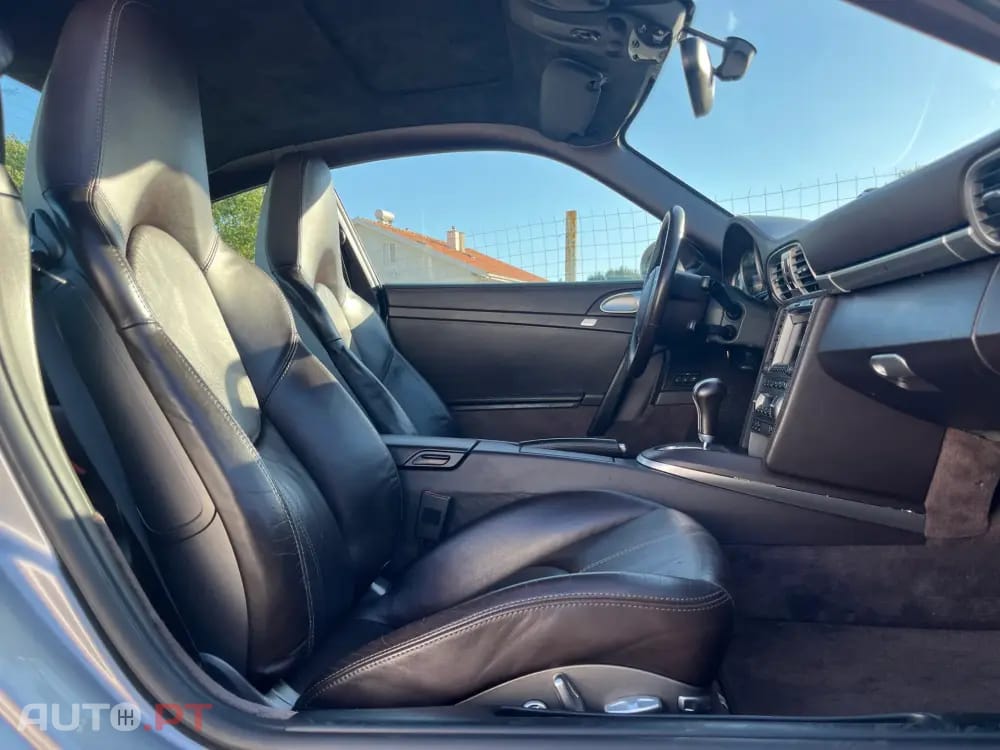 Porsche 911 Carrera 4S Tiptronic