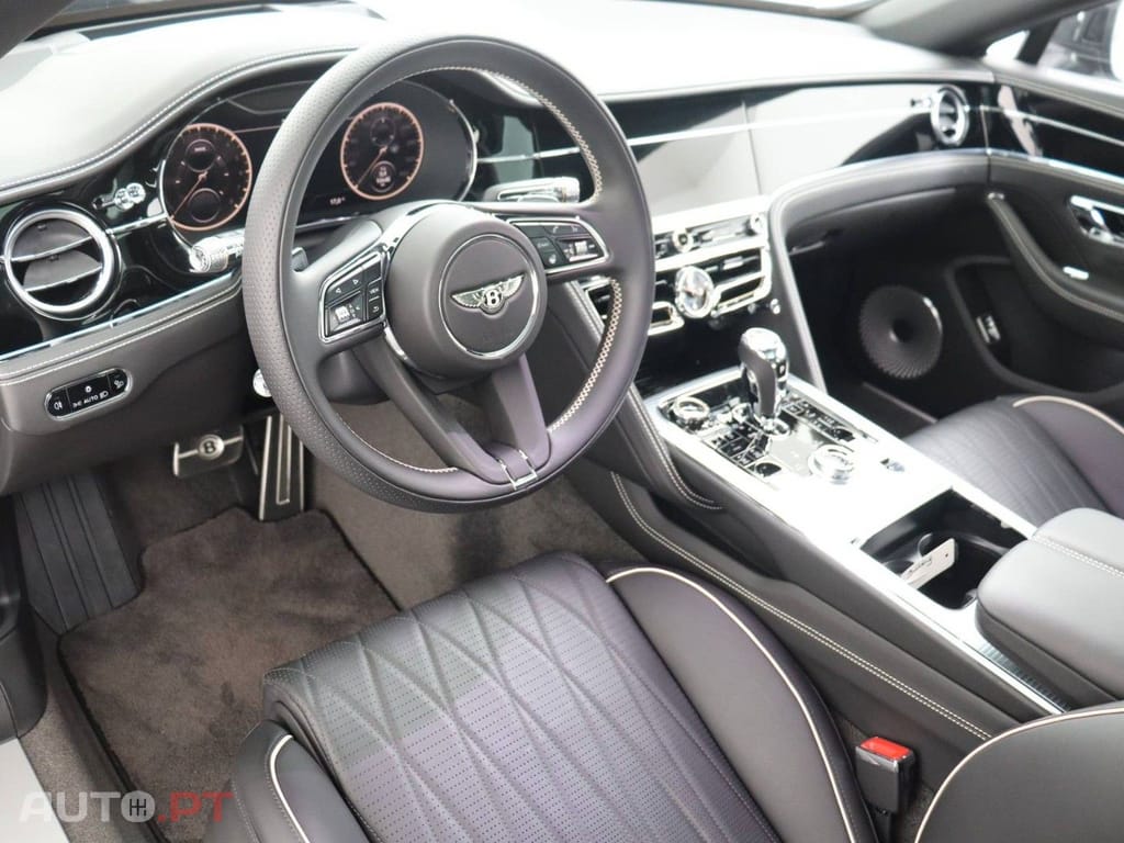 Bentley Flying Spur V6 Hybrid