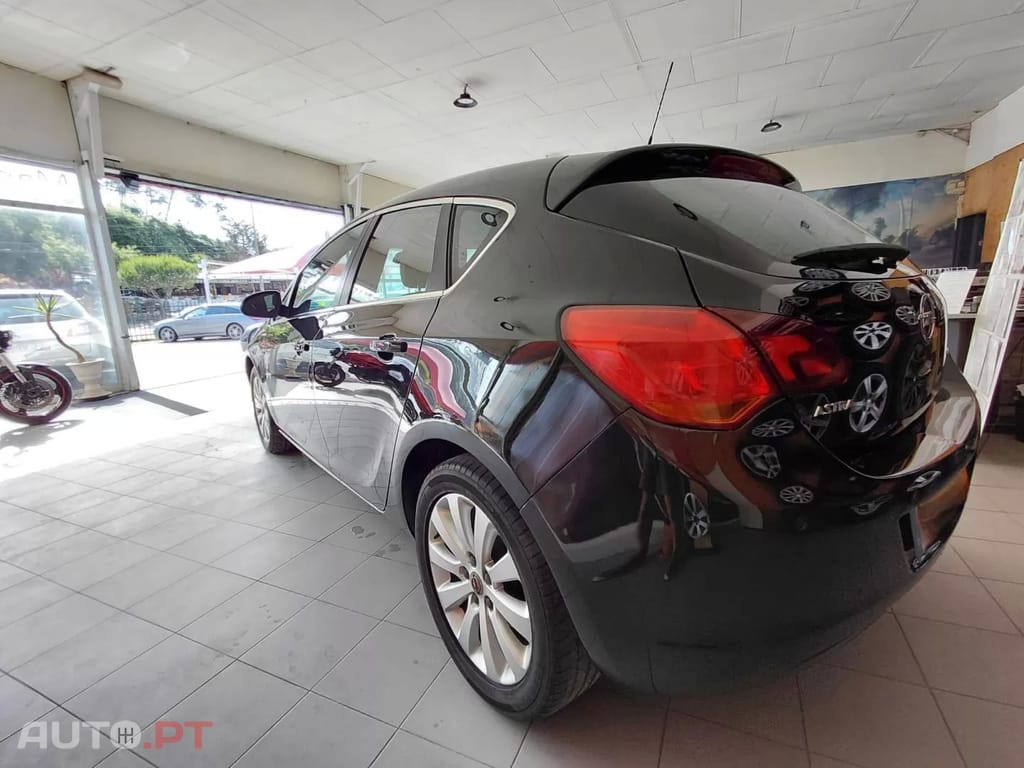Opel Astra 1.7 CDTI Edition