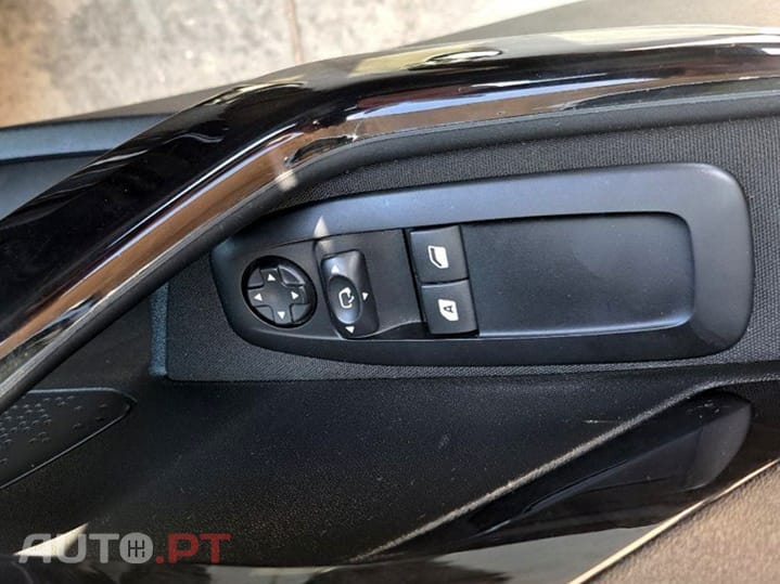 Peugeot 208 1.4 HDi SE Style