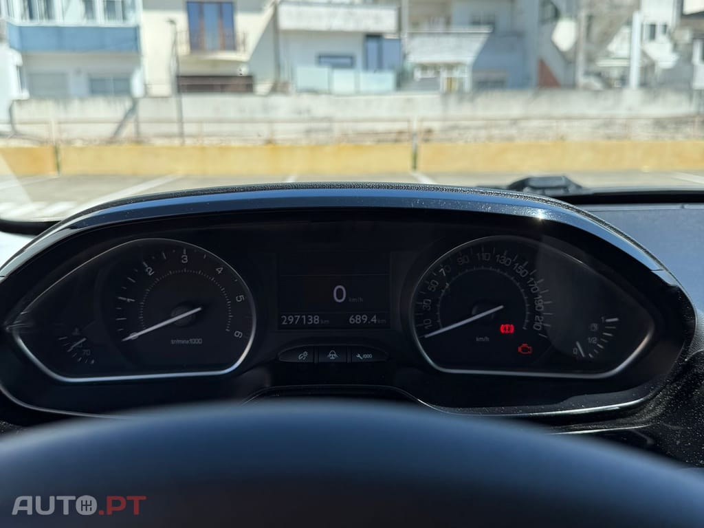 Peugeot 208 Allure