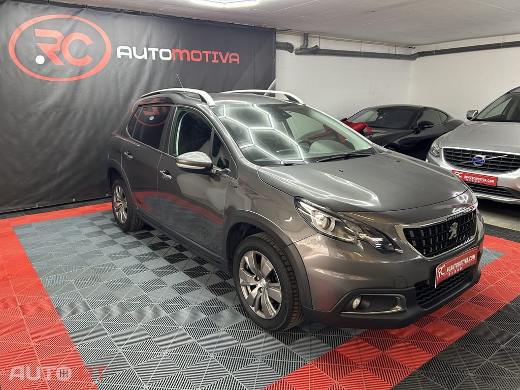 Peugeot 2008 1.2 PureTech Style