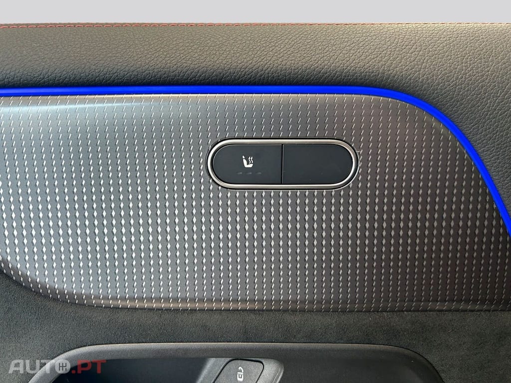 Mercedes-Benz EQA 250 AMG I.V.A DEDUTIVEL 