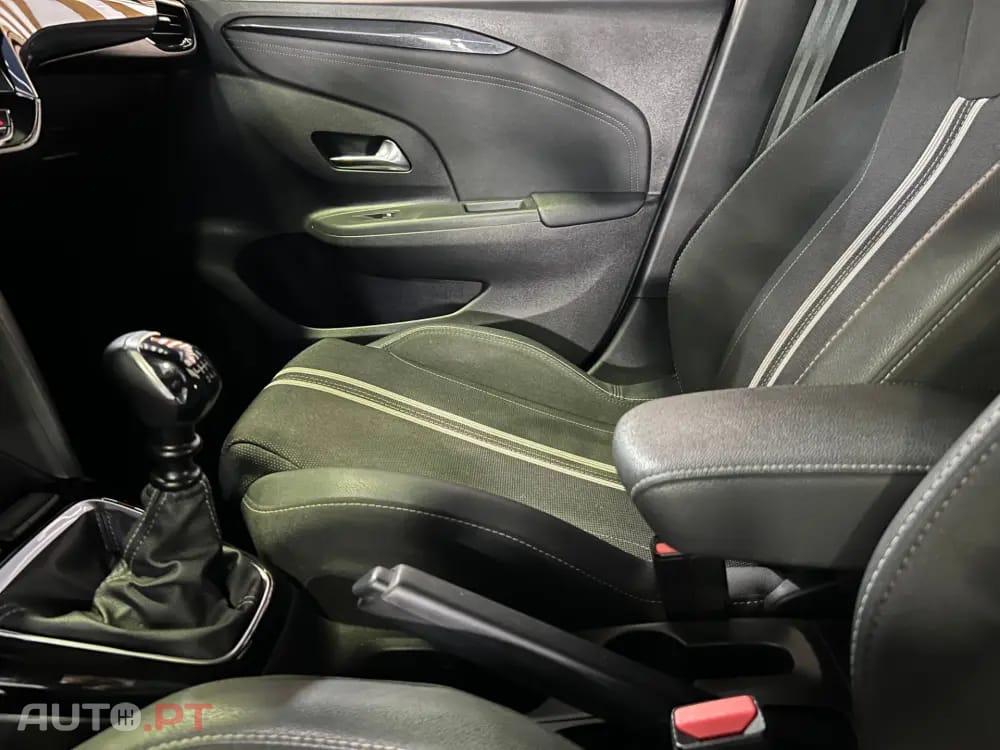 Opel Corsa 1.2 T GS