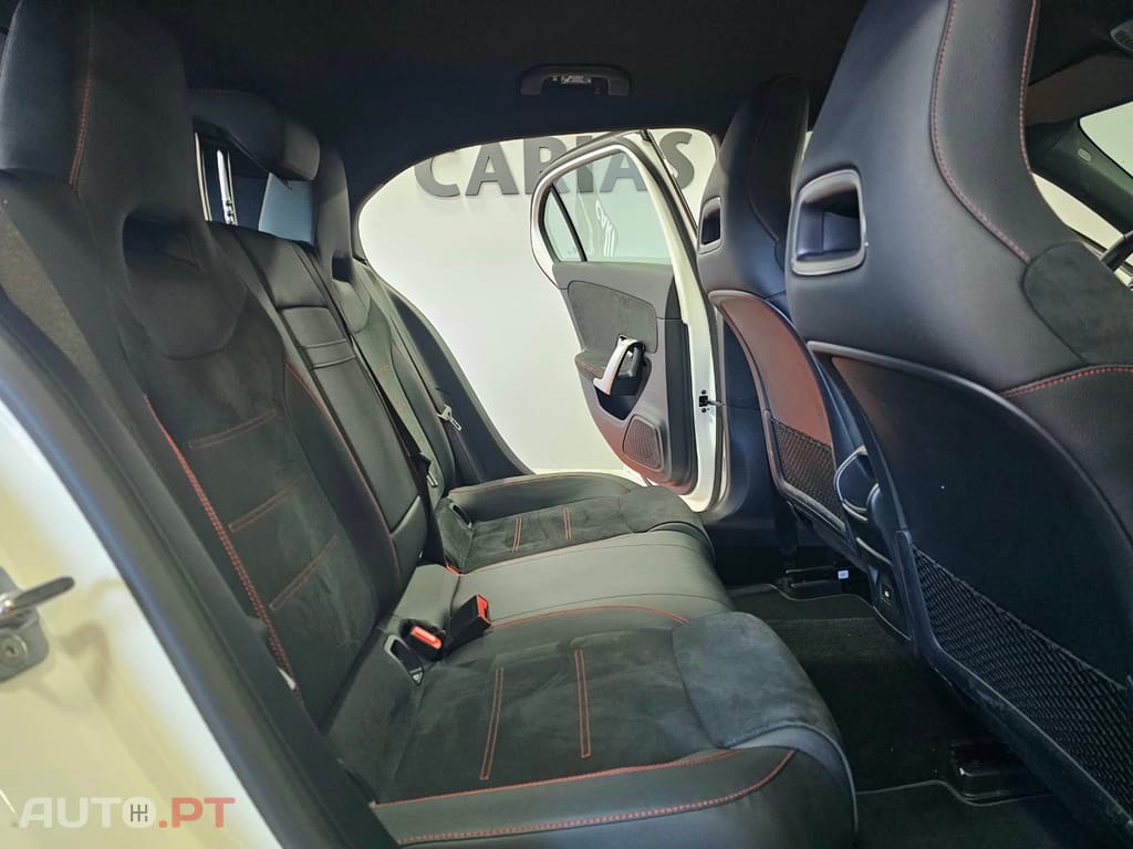 Mercedes-Benz A 250 AMG Line