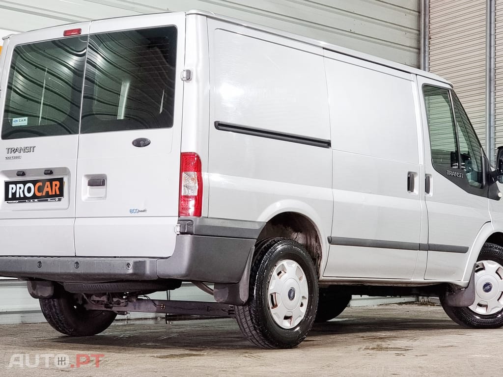 Ford Transit 350L 2.2 TDCi Longa-T.Médio