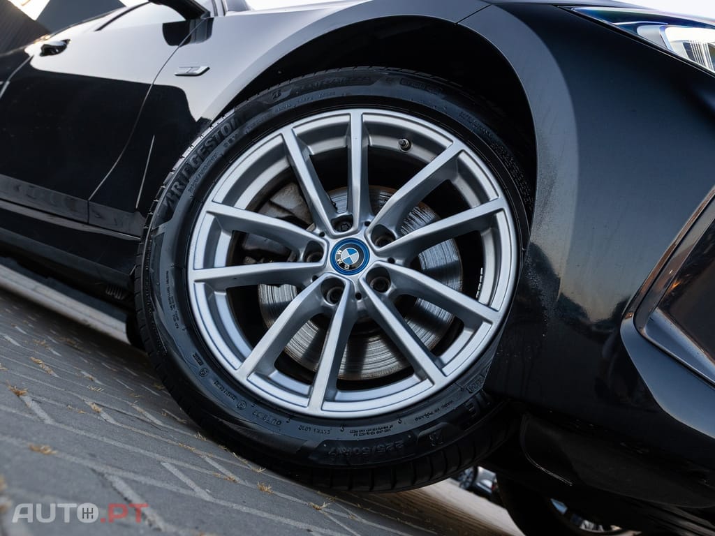 BMW 320 e Auto