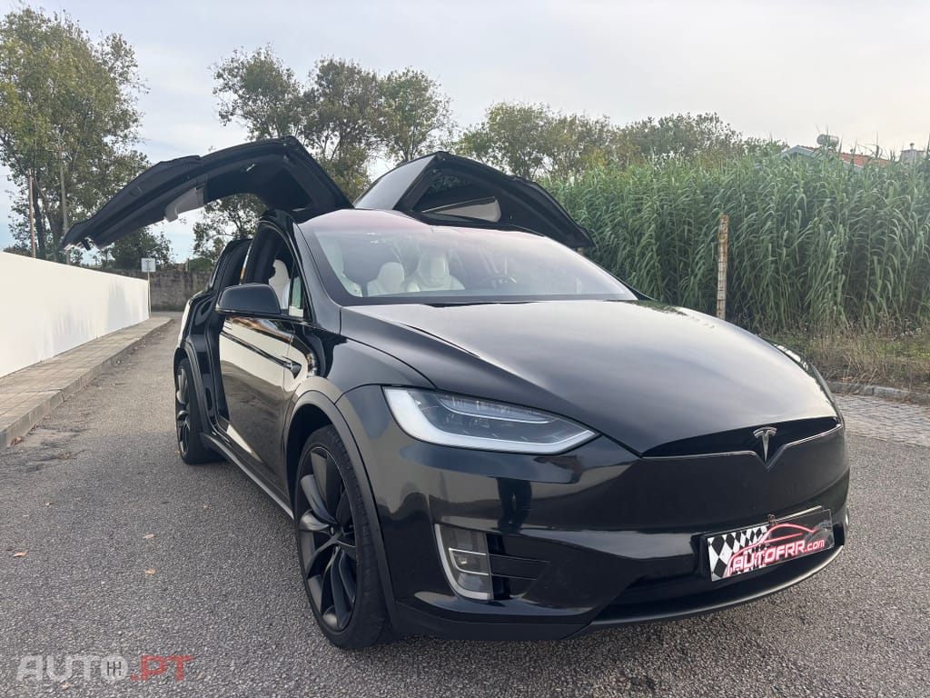 Tesla Model X 100 kWh Long Range Plus AWD