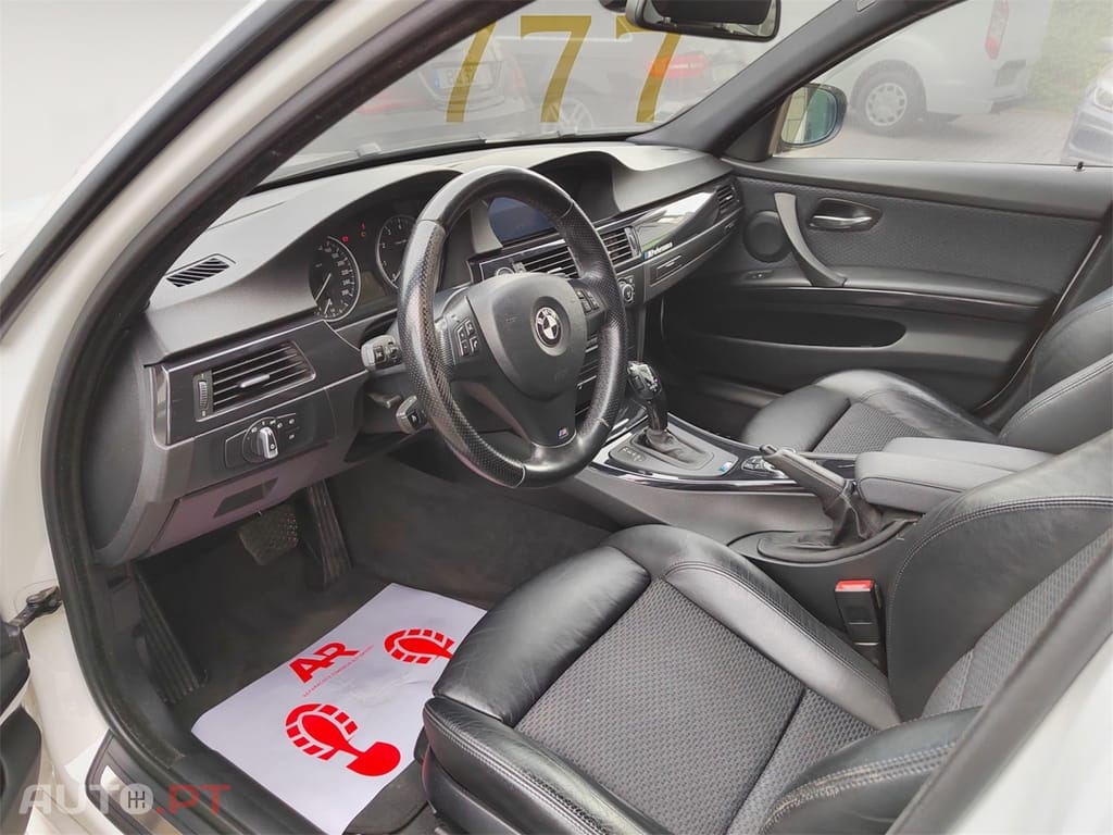 BMW 320 320i Pack M