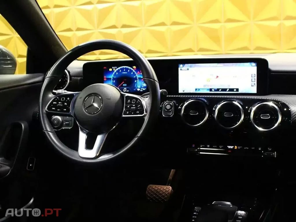 Mercedes-Benz CLA 250 e Progressive