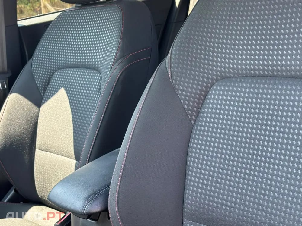 Ford Focus 1.0 EcoBoost MHEV ST-Line