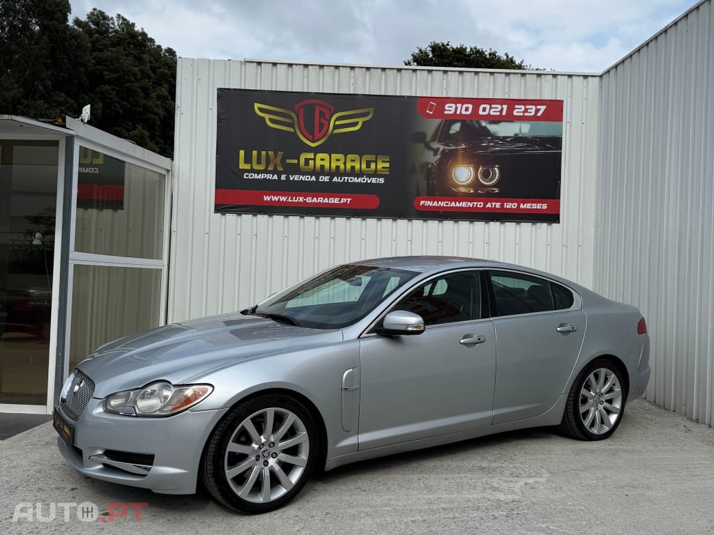 Jaguar XF 2.7 D V6 Premium Luxury