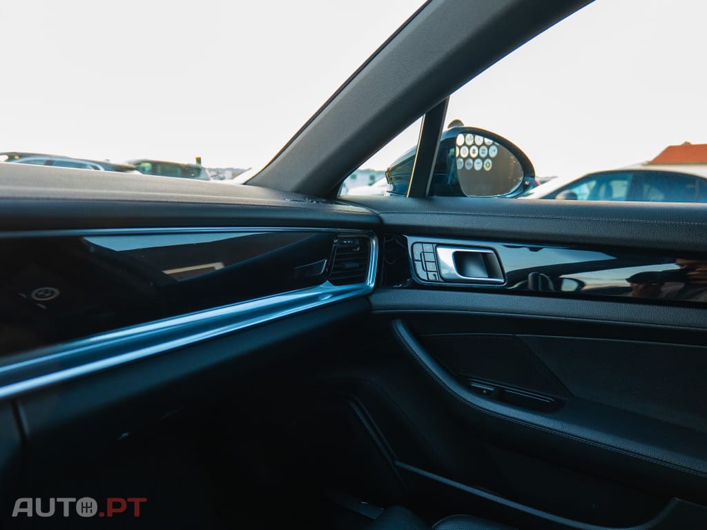 Porsche Panamera 4 Executive