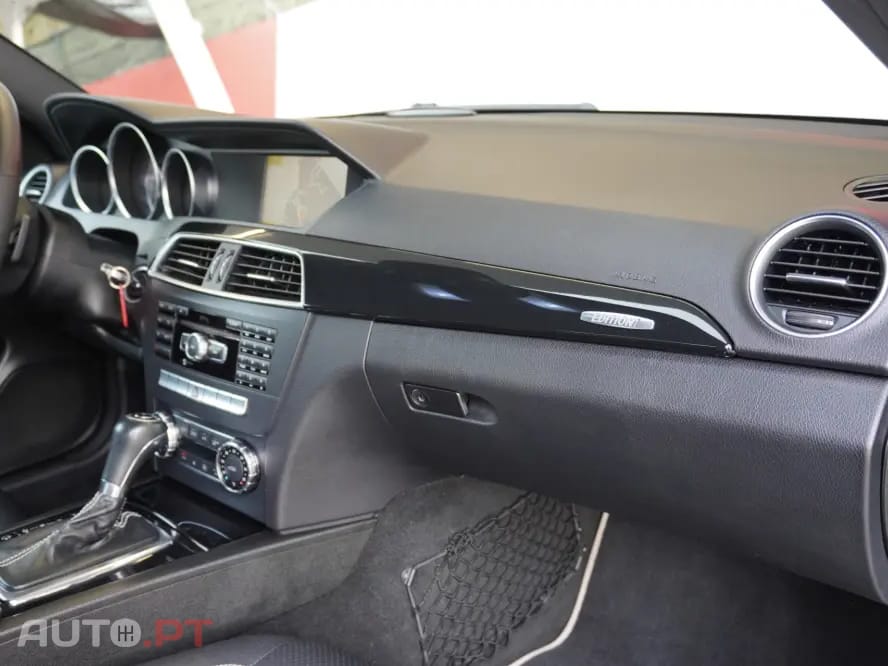 Mercedes-Benz C 220 CDI 7G-TRONIC Edition