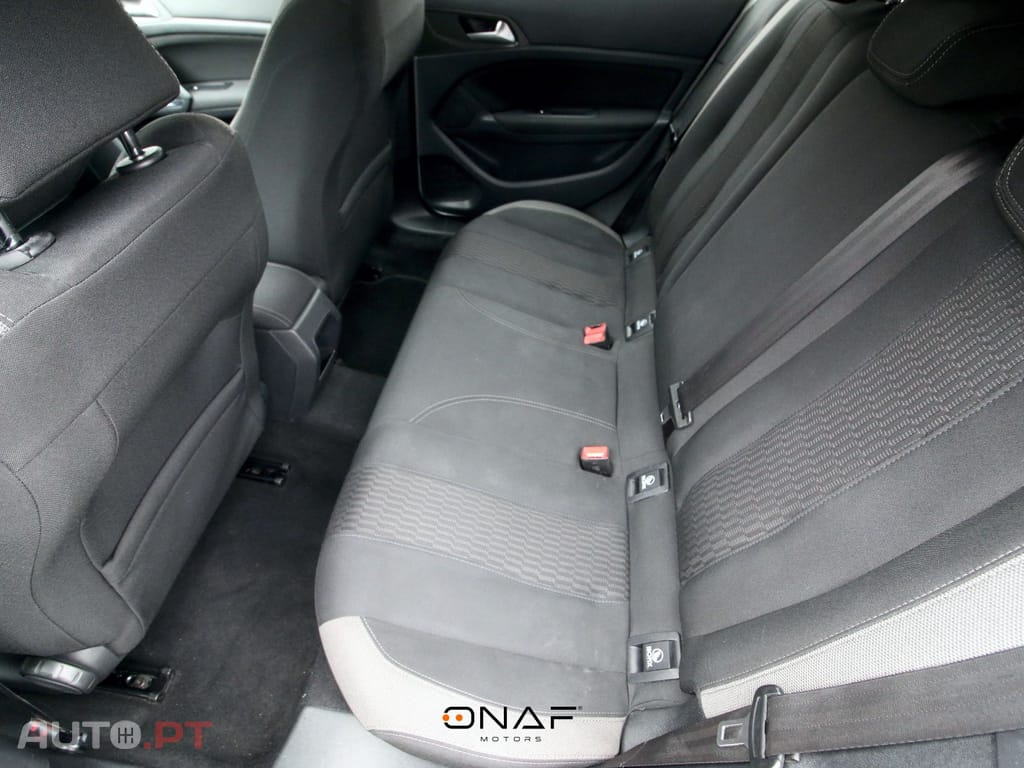 Peugeot 308 1.2 e-THP Style