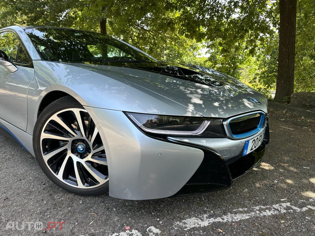 BMW i8 Standard 362cv