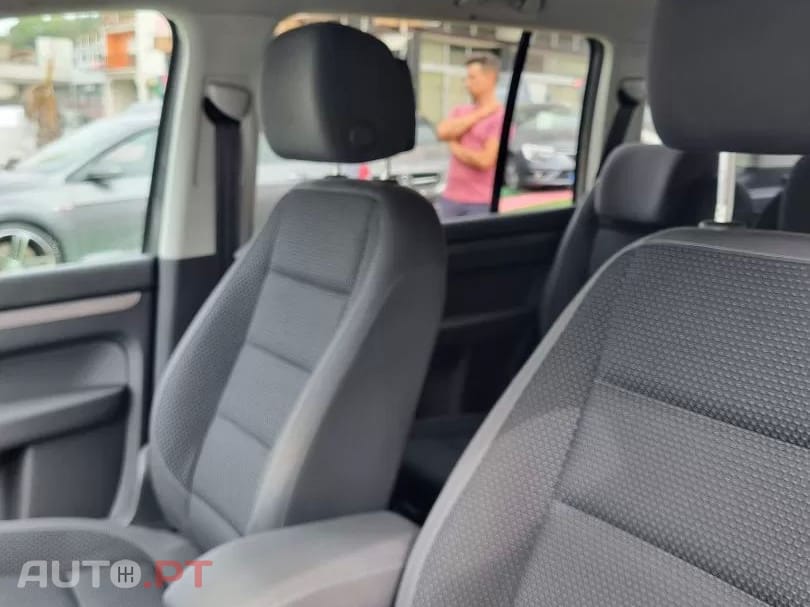 Volkswagen Touran 1.6 TDI DPF BlueMotion Comfortline