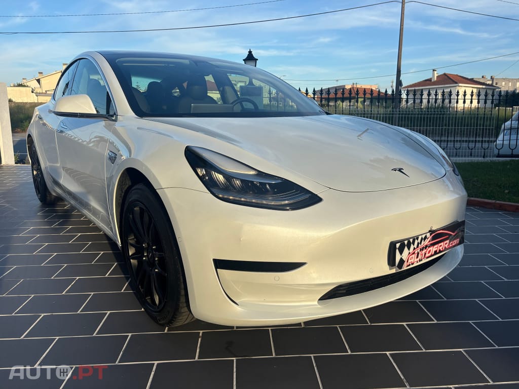 Tesla Model 3 Long Range Tração Traseira