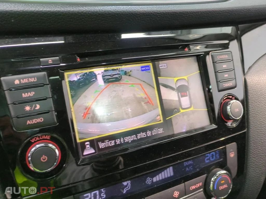 Nissan Qashqai 1.5 dCi N-Connecta J18