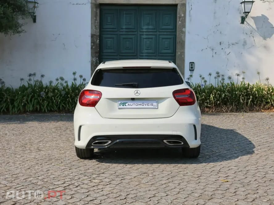 Mercedes-Benz A 180 AMG Line