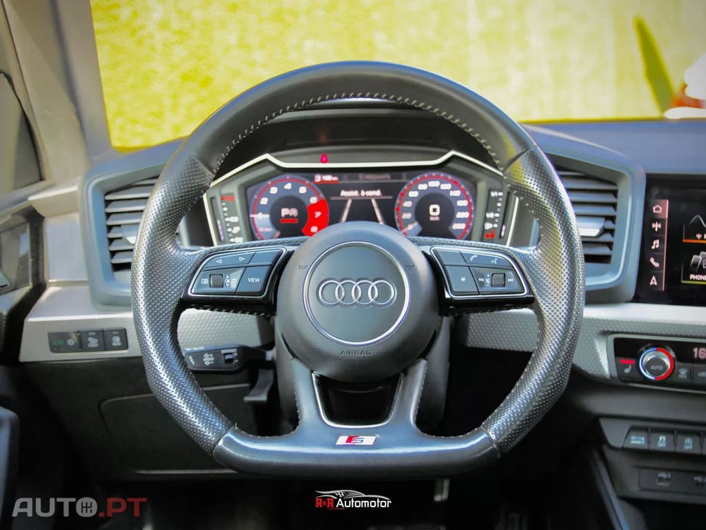 Audi A1 30 TFSI S line S tronic