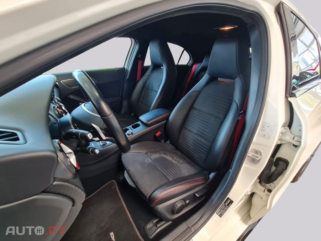 Mercedes-Benz A 45 AMG 4Matic
