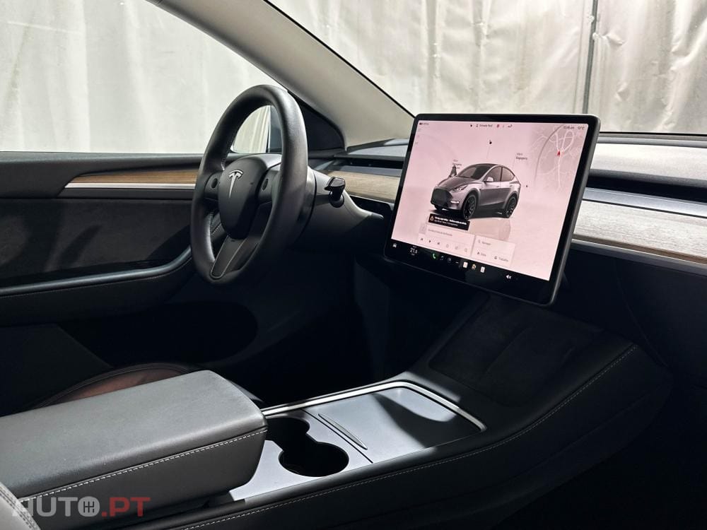 Tesla Model Y Performance Dual Motor AWD