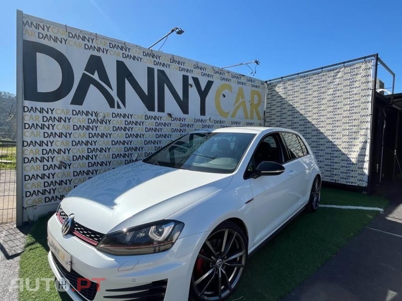 Volkswagen Golf 2.0 GTi DSG