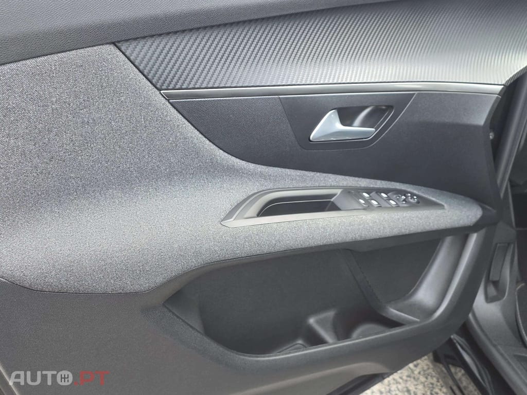 Peugeot 3008 1.5 BlueHDi Active Pack