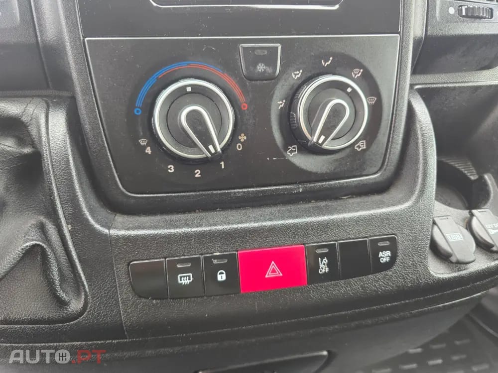 Citroen Jumpy 2.0 BlueHDi M Confort Semi-Vidrado