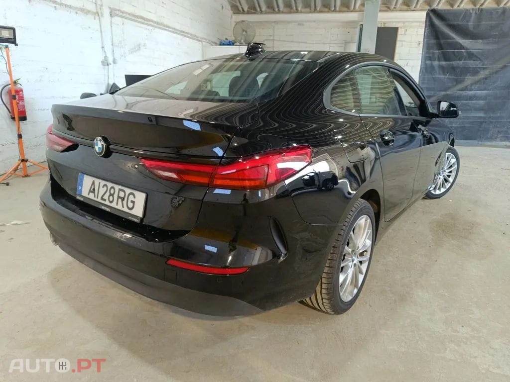 BMW 216 d Advantage