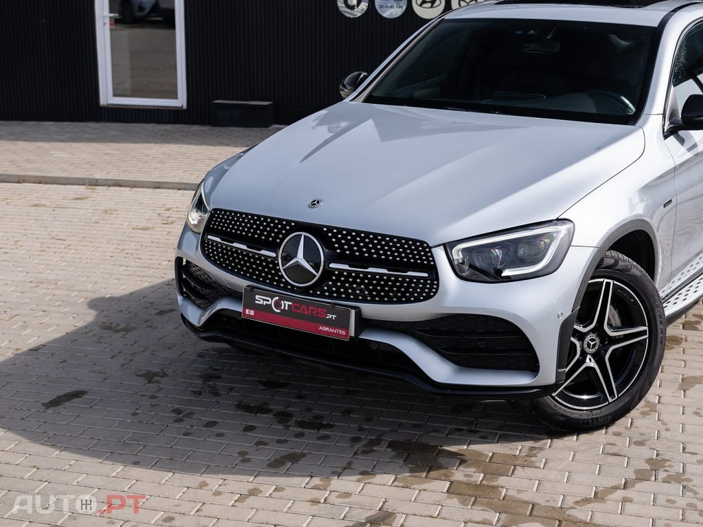 Mercedes-Benz GLC 300 de Coupe 4Matic 9G-TRONIC AMG Line