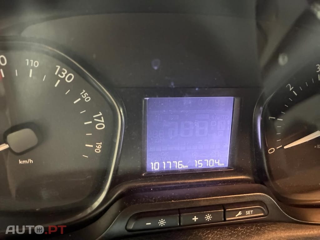 Peugeot Expert 2.0 BlueHDi Standard Premium