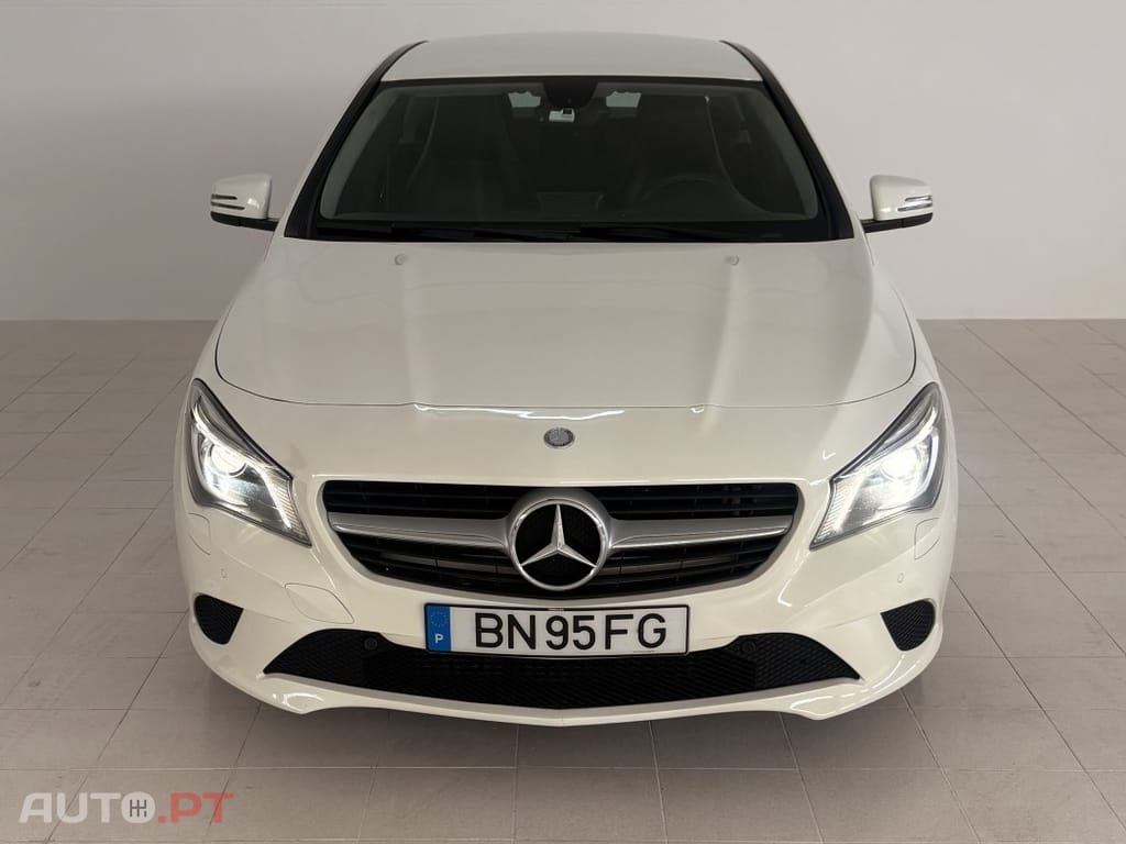 Mercedes-Benz CLA 200 CDI 7G-DCT Urban