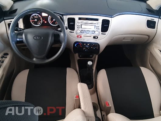 Kia Rio EX 1.5 CRDI 16V 110 CV