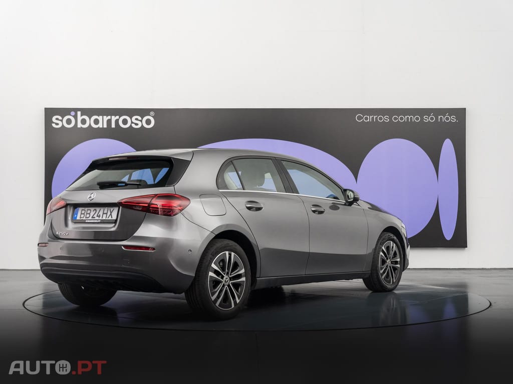 Mercedes-Benz A 250 e Style Plus