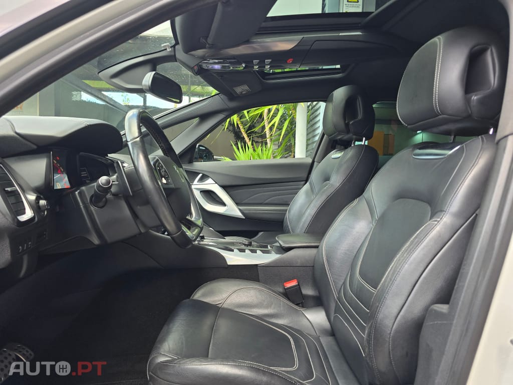 Citroen DS5 2.0 HDi Hybrid4 Sport Chic CMP6