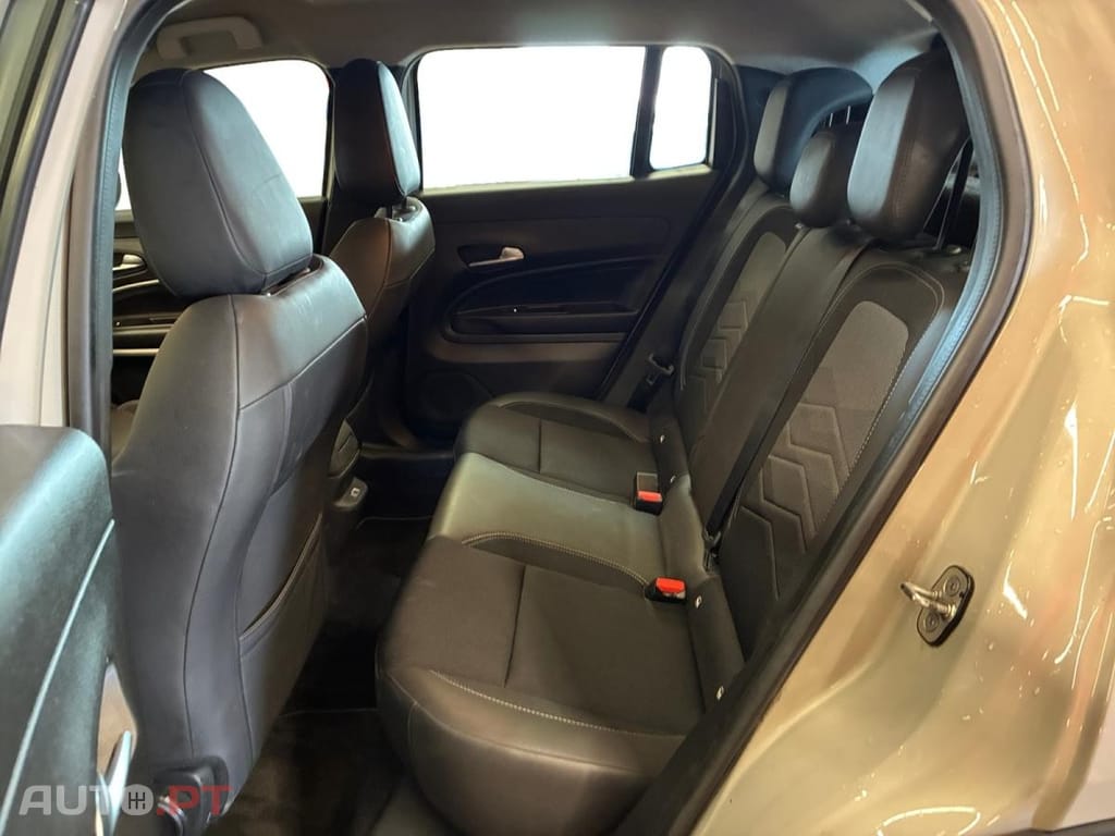 Jeep Avenger 1.2 GSE T3 Altitude+