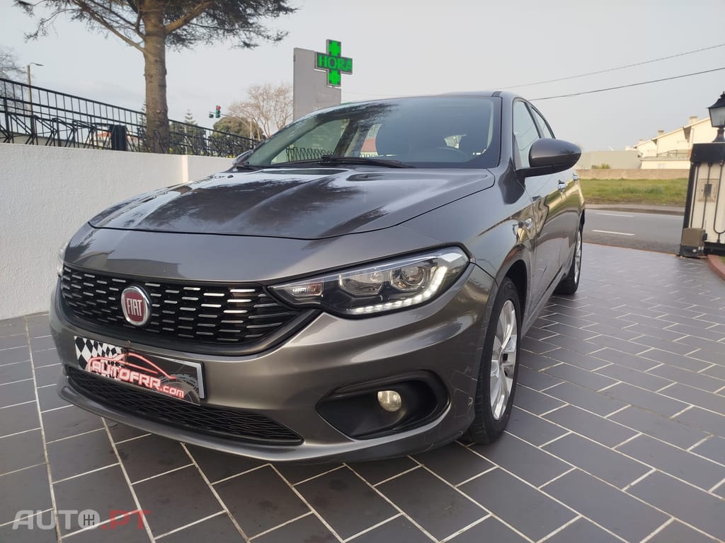 Fiat Tipo 1.3 M-Jet Easy