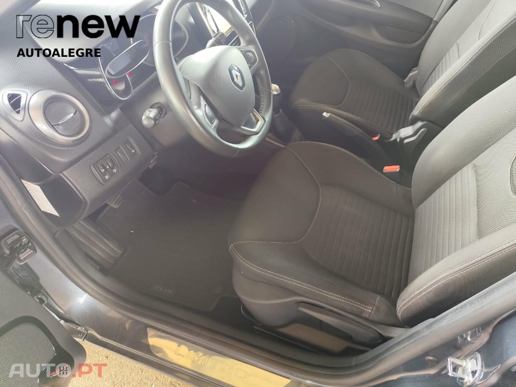 Renault Clio Sport Tourer Limited Tce