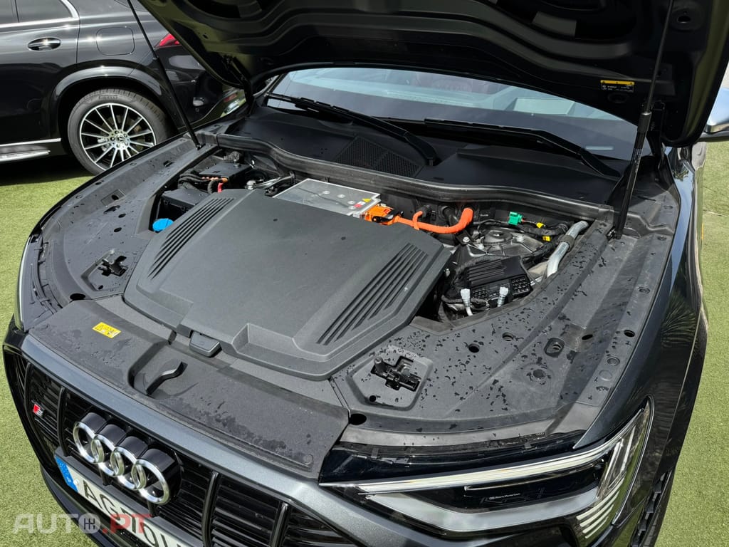 Audi E-Tron S quattro