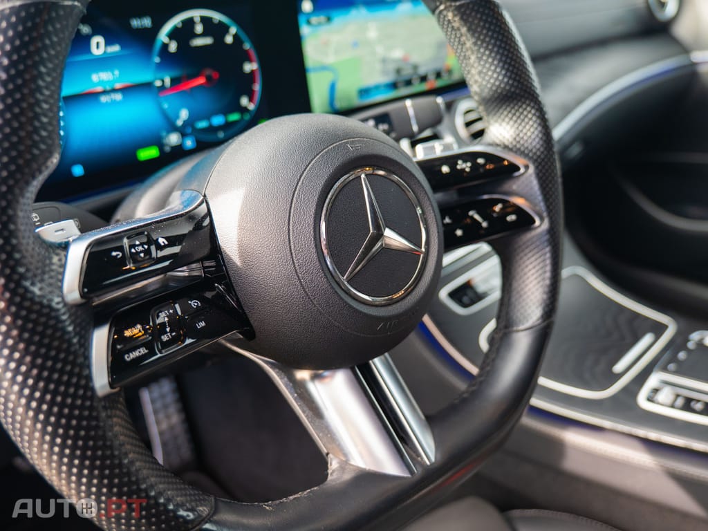 Mercedes-Benz E 220 d AMG Line