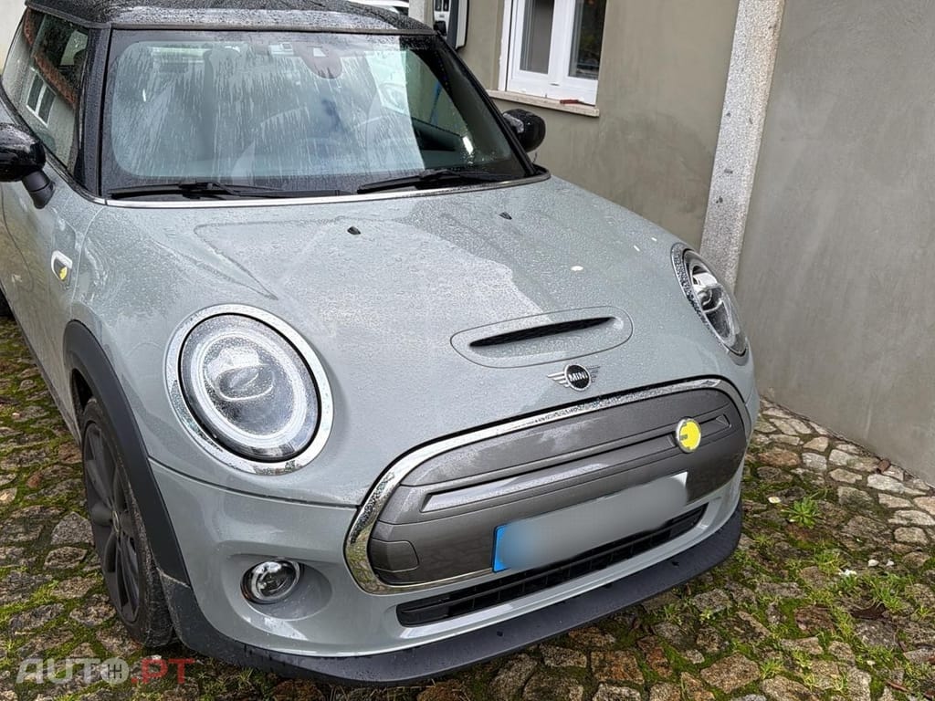 MINI Cooper Cooper SE