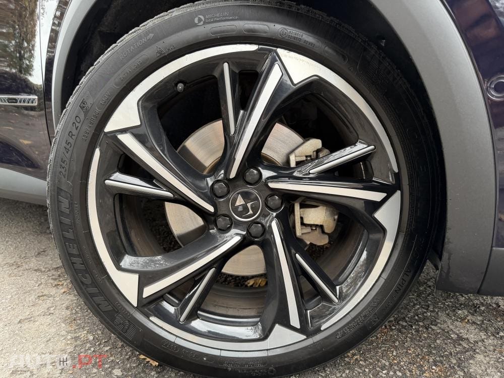 DS DS7 Crossback E-Tense Performance Line EAT8