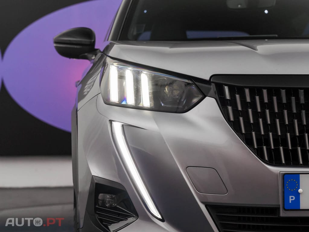 Peugeot 2008 1.2 PureTech GT Line EAT8