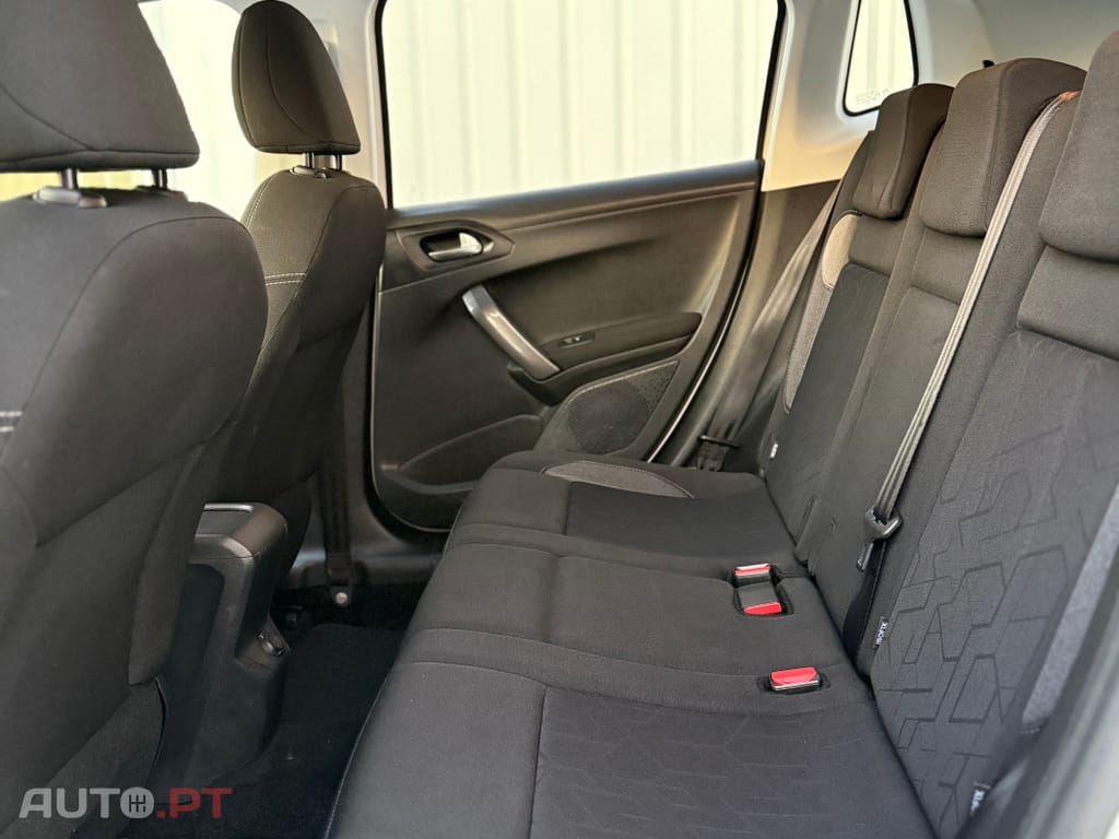 Peugeot 2008 1.2 PureTech Active